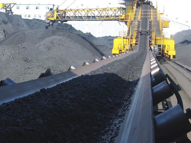 煤矿输送机组装